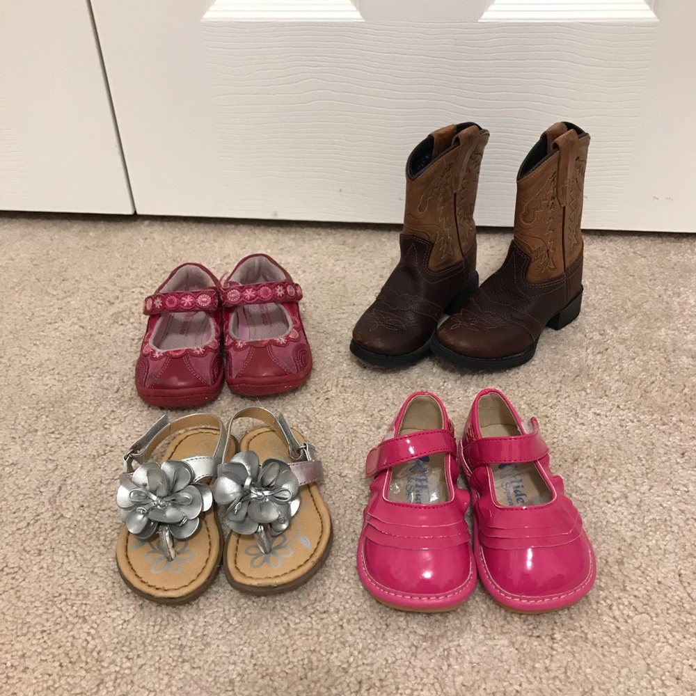 Lot of Girls Shoes - size 5